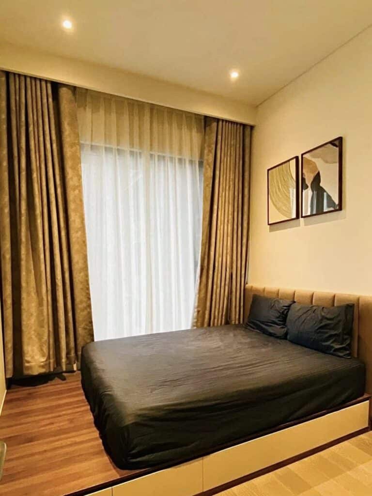 Căn hộ The Marq quận 1 cho thuê 2 phòng ngủ full nội thất view city thoáng