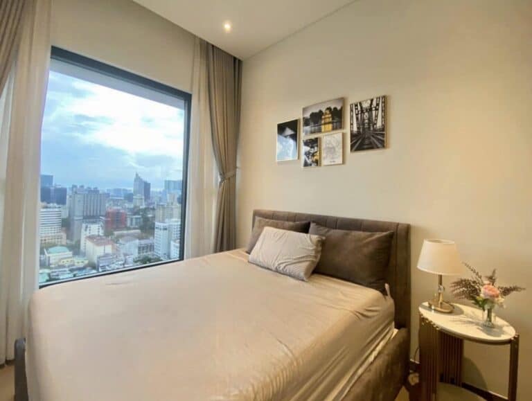 The Marq quận 1 cho thuê căn hộ 3 phòng ngủ đầy đủ nội thất view L81