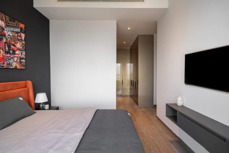 The Marq quận 1 cho thuê căn hộ 3 phòng ngủ nội thất đẹp cao view mát
