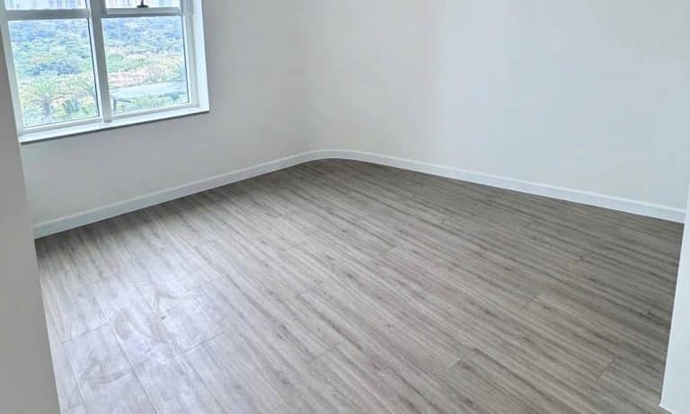 Cho thuê căn hộ Thủ Thiêm Zeit 2 phòng ngủ lầu cao không nội thất view L81
