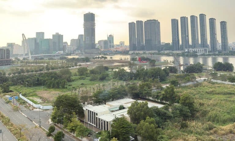 Căn hộ Thủ Thiêm Zeit cho thuê 3 phòng ngủ tầng cao nhà trống view sông