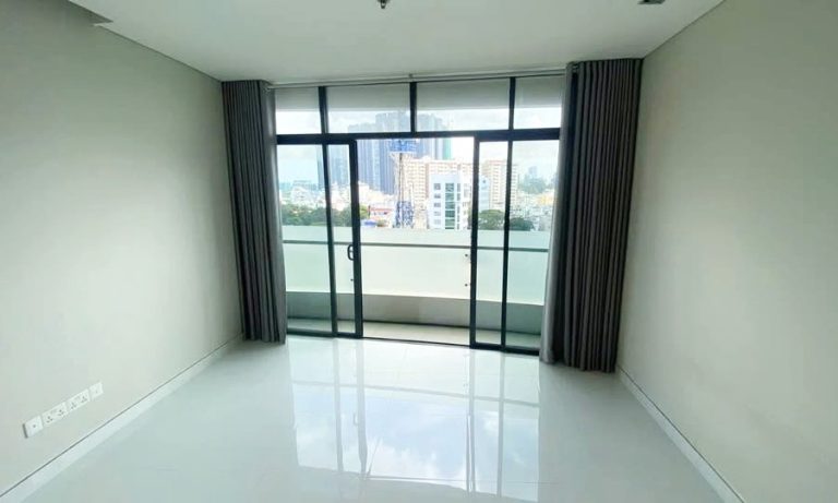 Cho thuê căn hộ 1 phòng ngủ City Garden lầu cao không nội thất view quận 1