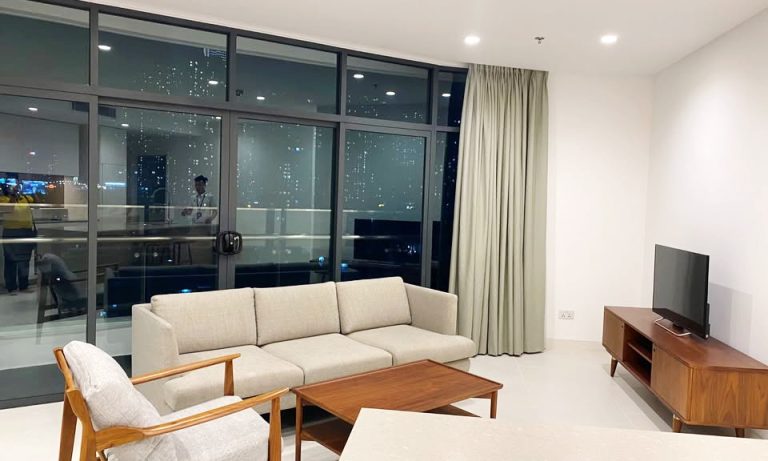 Căn hộ cho thuê City Garden lầu cao đầy đủ nội thất view L81 2 phòng ngủ