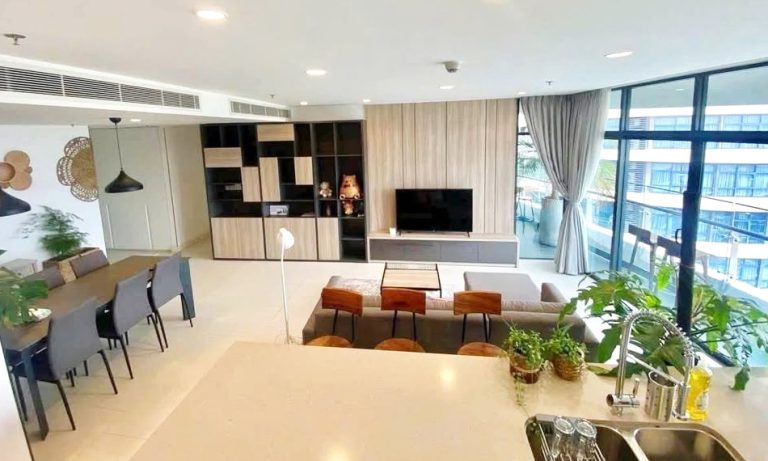 Cho thuê City Garden tầng cao nội thất đầy đủ view Văn Thánh 3 phòng ngủ