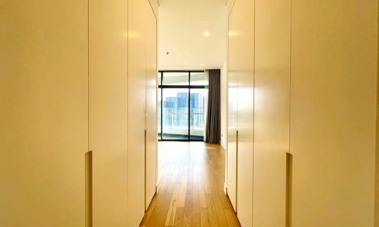 City Garden Bình Thạnh cho thuê 3 phòng ngủ lầu cao nhà trống view quận 1