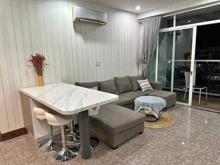 Cho thuê căn hộ 3 phòng ngủ Hoàng Anh River View nội thất đẹp view mát