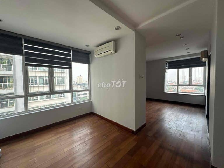 Cho thuê căn hộ Hoàng Anh River View 4 phòng ngủ nhà trống thoáng giá tốt