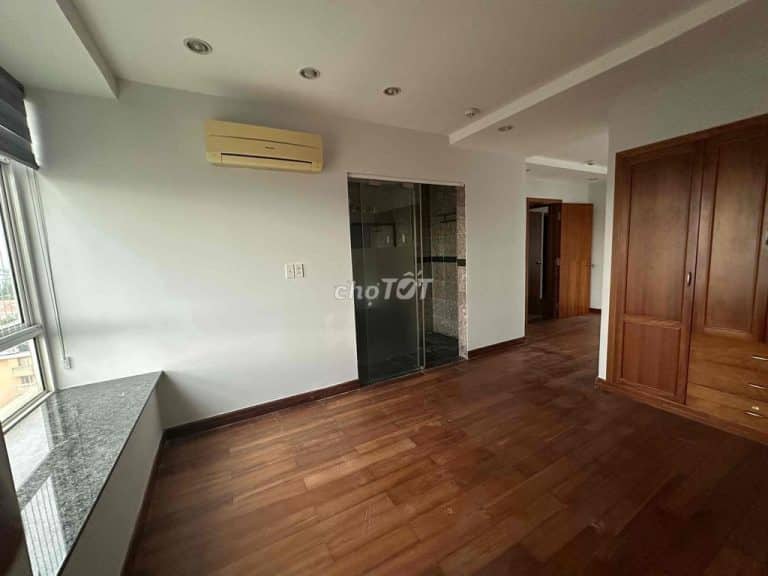 Cho thuê căn hộ Hoàng Anh River View 4 phòng ngủ nhà trống thoáng giá tốt