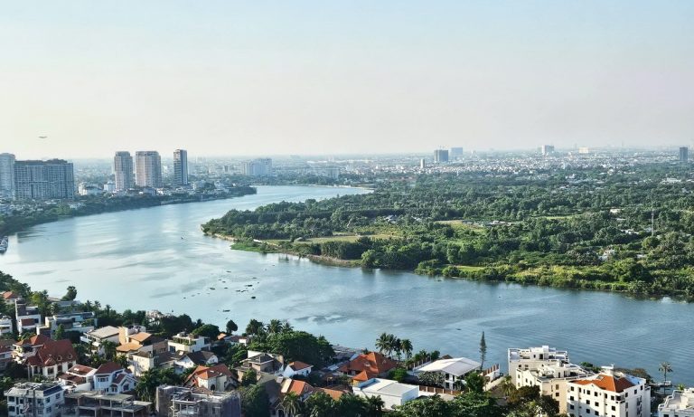Căn hộ 3 phòng ngủ Q2 Thảo Điền cho thuê nội thất cao cấp view sông mát