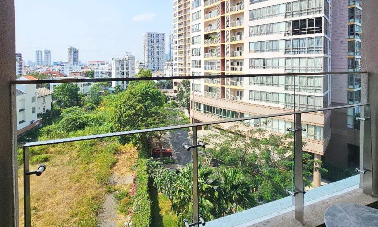 Cho thuê căn hộ Thảo Điền Green 1 phòng ngủ nội thất cao cấp giá rất tốt