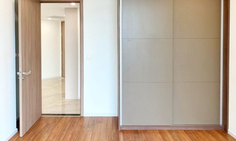 Cho thuê căn hộ Thảo Điền Green 1 phòng ngủ nhà trống view L81 thoáng