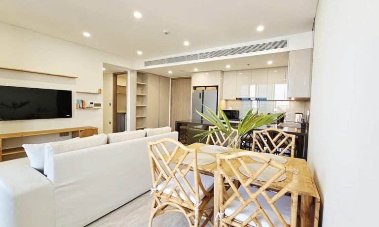 Cho thuê căn hộ 2 phòng ngủ Thảo Điền Green nội thất sang xịn view sông