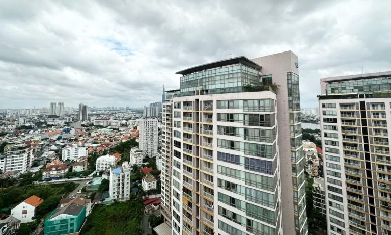 Cho thuê căn hộ 2 phòng ngủ Thảo Điền Green thoáng đẹp nội thất cơ bản