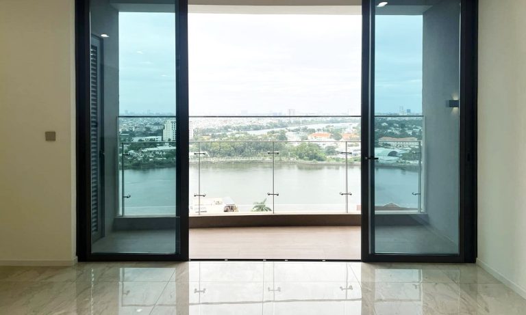 Cho thuê căn hộ 2 phòng ngủ Thảo Điền Green nhà trống view sông trực diện