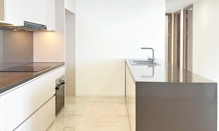 Cho thuê căn hộ 2 phòng ngủ Thảo Điền Green nhà trống view sông trực diện