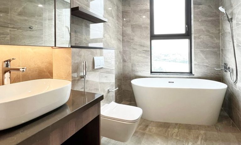 Cho thuê căn hộ 2 phòng ngủ Thảo Điền Green nhà trống view sông trực diện