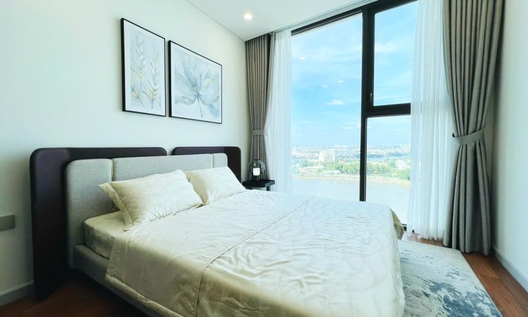 Căn hộ 3 phòng ngủ Thảo Điền Green cho thuê đầy đủ nội thất view sông