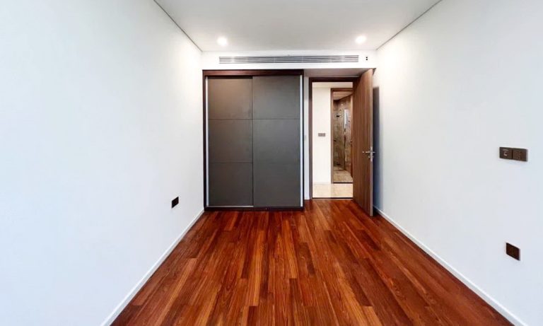 Căn hộ 3 phòng ngủ Thảo Điền Green cho thuê nhà trống view sông cực đẹp