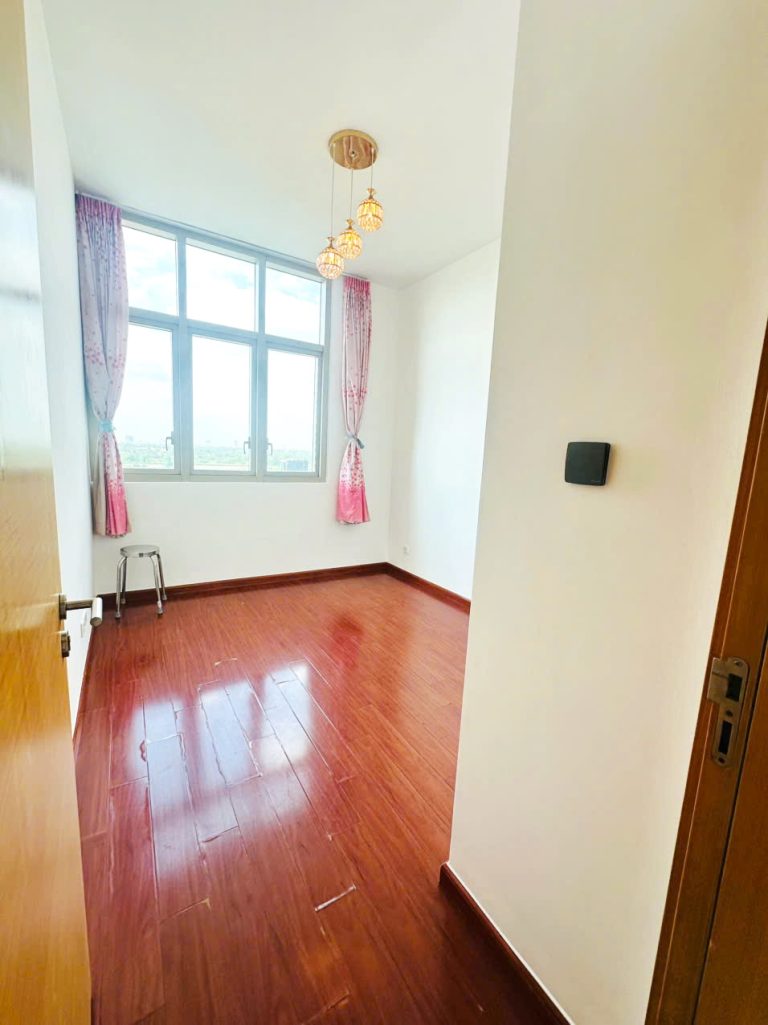 Căn hộ cho thuê The Vista lầu cao nội thất cơ bản 3 phòng ngủ thoáng mát