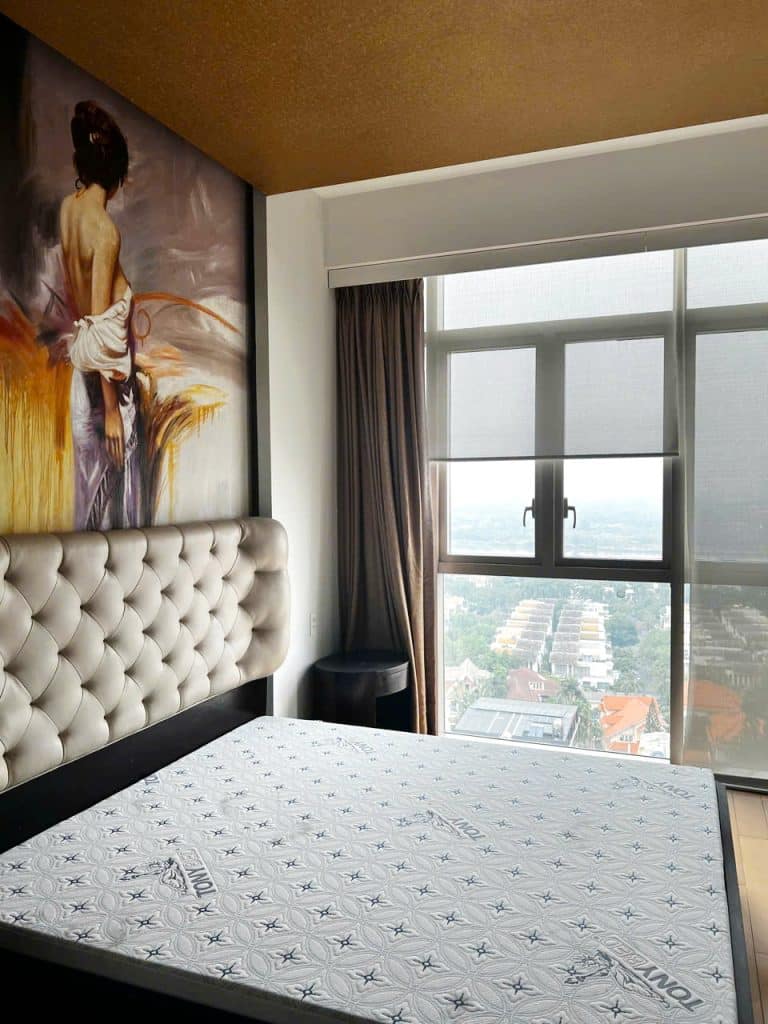 The Vista cho thuê căn hộ tầng cao nội thất cơ bản view sông 3 phòng ngủ
