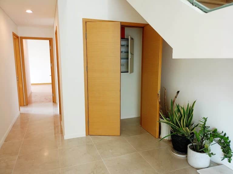 Căn hộ penthouse The Vista cho thuê nhà trống view thoáng 5 phòng ngủ