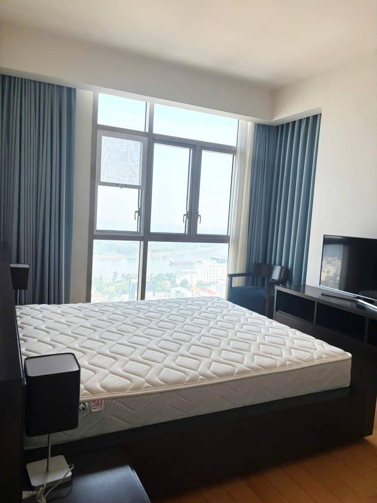 Căn hộ The Vista 4 phòng ngủ cho thuê lầu cao nhà nội thất đẹp view sông