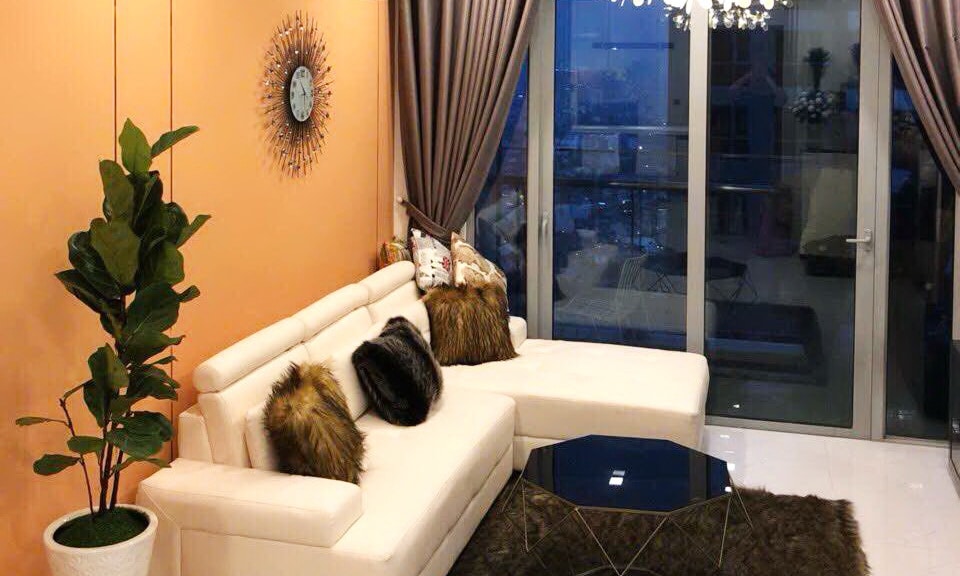 Căn hộ Vinhomes bán 1 phòng ngủ tầng cao Park 7 nội thất đầy đủ view sông