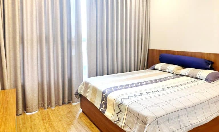Căn hộ Vinhomes bán 1 phòng ngủ tầng cao Central 2 nội thất full view L81