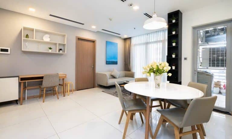 Căn hộ cho thuê Vinhomes 2 phòng ngủ view sông lầu cao Park 1 nội thất full