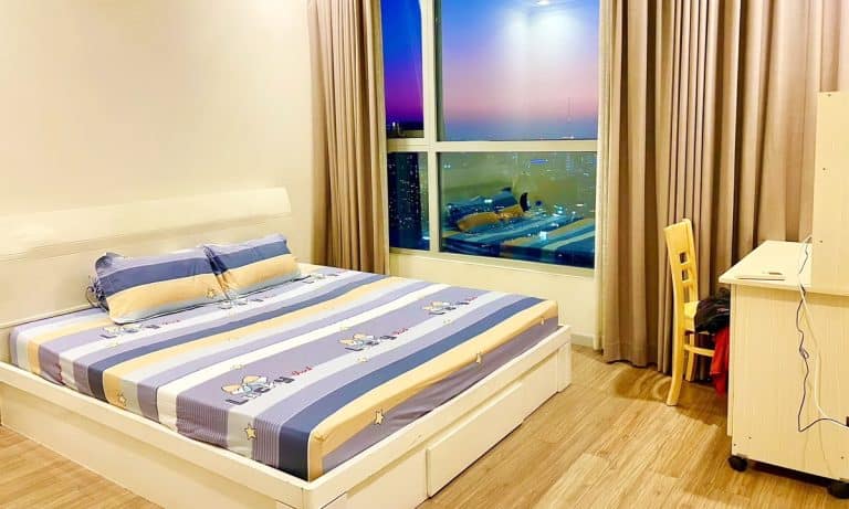 Căn hộ cho thuê tầng cao Central 3 nội thất xịn 2 phòng ngủ view thành phố