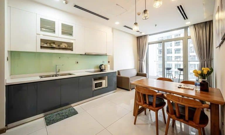 Căn hộ bán Vinhomes view sông lầu cao Park 1 đầy đủ nội thất 2 phòng ngủ