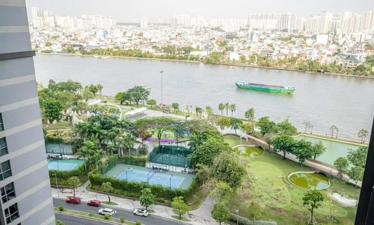 Căn hộ bán Vinhomes view sông lầu cao Park 1 đầy đủ nội thất 2 phòng ngủ