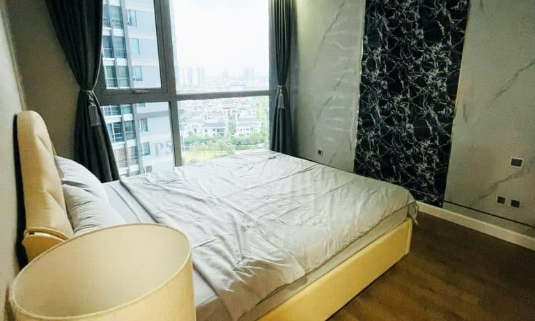 Cho thuê căn hộ Vinhomes view sông 4 phòng ngủ lầu cao Park 4 nội thất đẹp