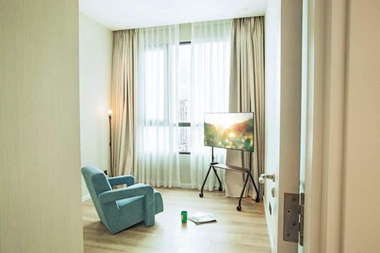 Cho thuê căn hộ 2 phòng ngủ D’Edge Thảo Điền nội thất sang tầng cao thoáng