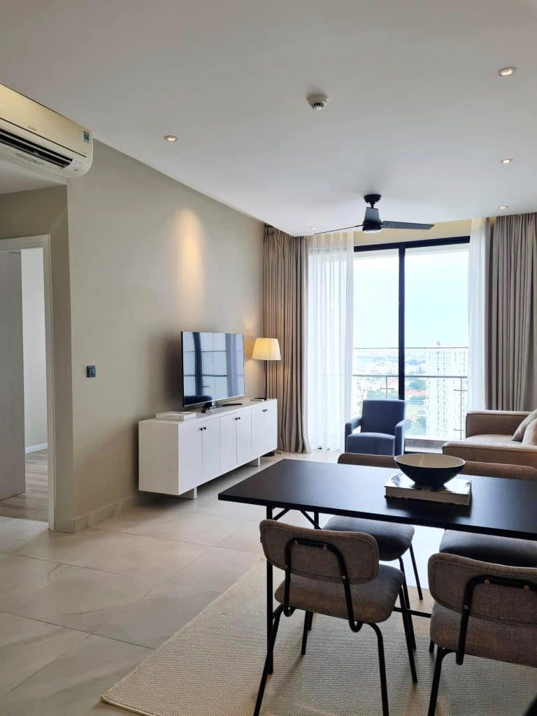 Cho thuê căn hộ 2 phòng ngủ D’Edge Thảo Điền view sông tầng cao nhà đẹp