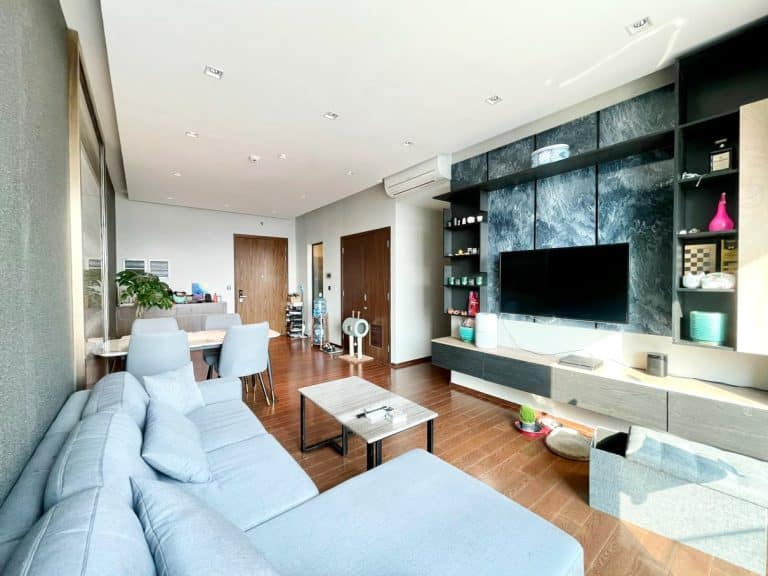 Cho thuê căn hộ 2 phòng ngủ D’Edge Thảo Điền full nội thất view sông L81