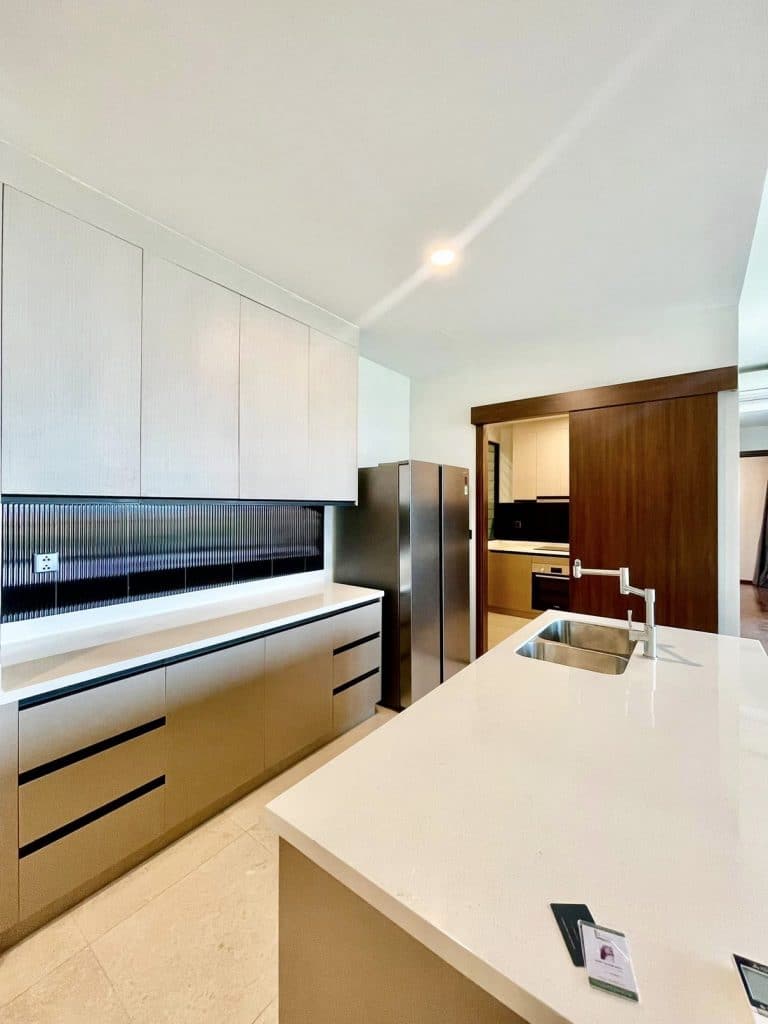 Căn hộ cho thuê 3 phòng ngủ D’Edge Thảo Điền décor đẹp view thoáng mát