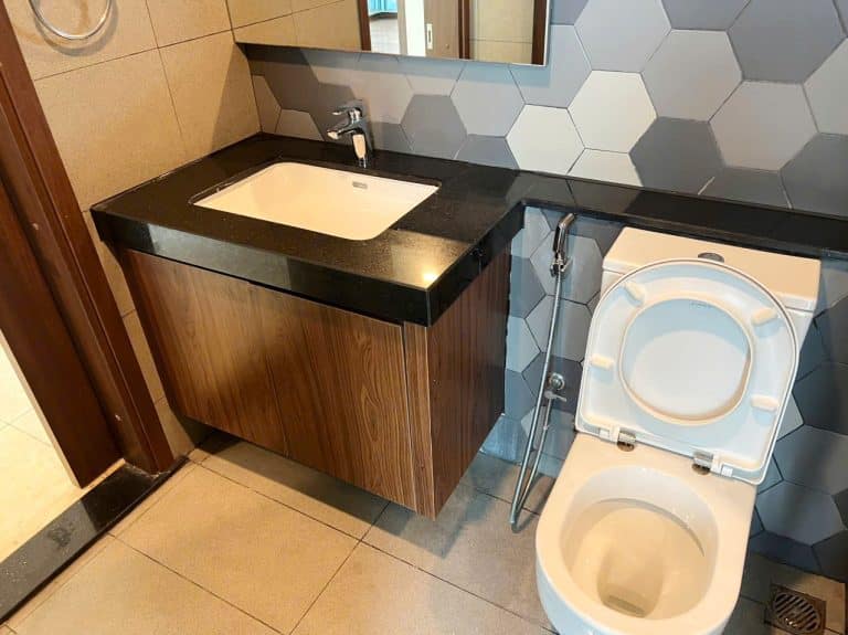 Căn hộ 4 phòng ngủ cho thuê D’Edge Thảo Điền view sông đẹp nhà trống