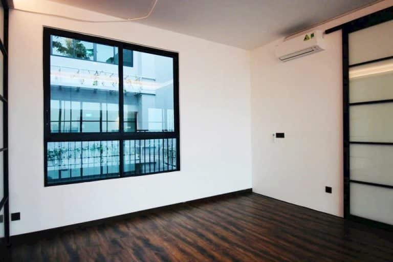 Căn hộ duplex 4 phòng ngủ cho thuê D’Edge Thảo Điền nhà trống view sông