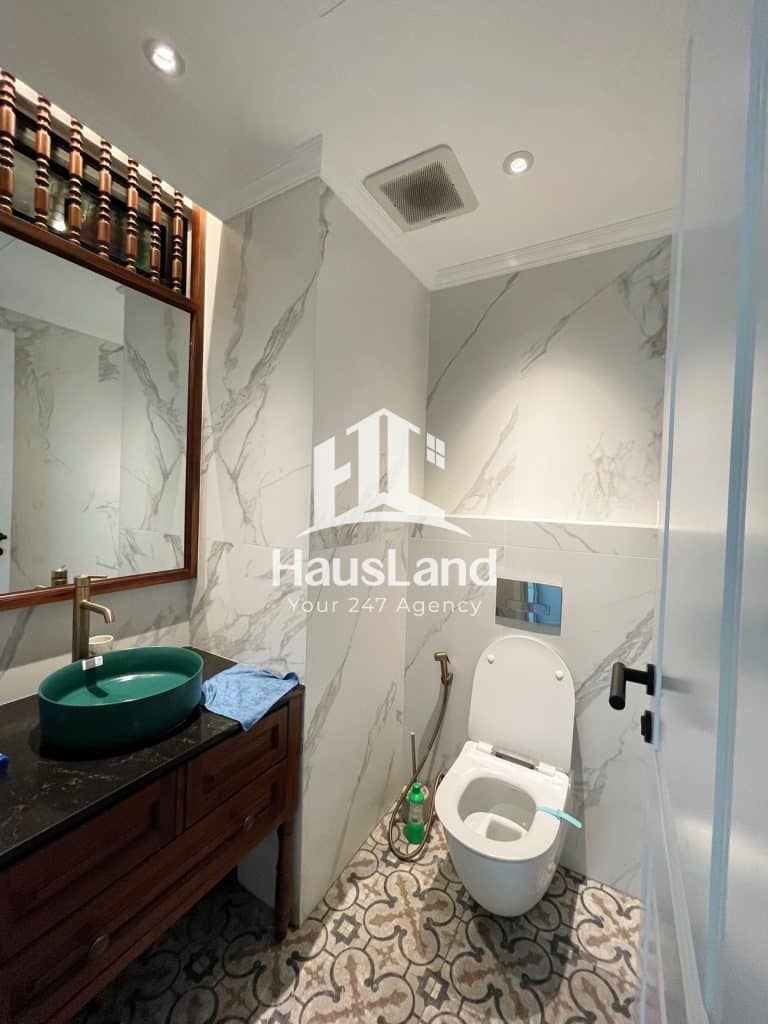Căn Penthouse duplex 5 phòng ngủ cho thuê D’Edge Thảo Điền trống view sông