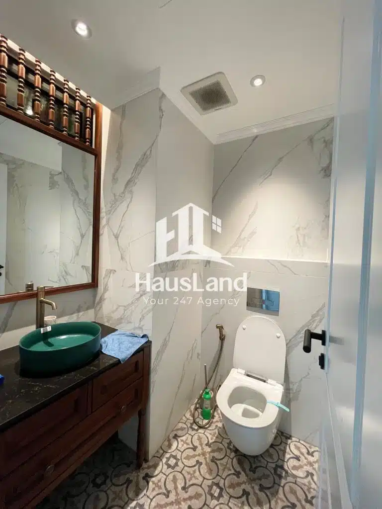 Căn Penthouse duplex 5 phòng ngủ cho thuê D’Edge Thảo Điền trống view sông