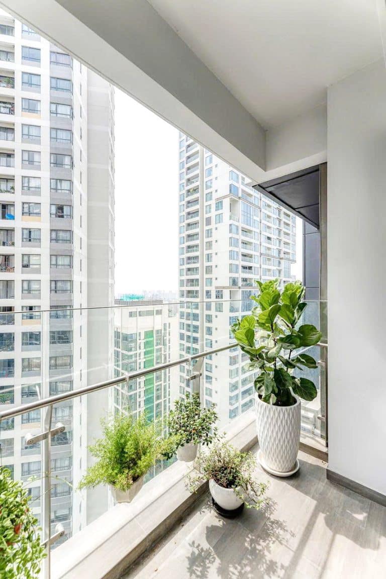 Cho thuê căn 2 phòng ngủ Q2 Thảo Điền đầy đủ nội thất tầng cao thoáng mát