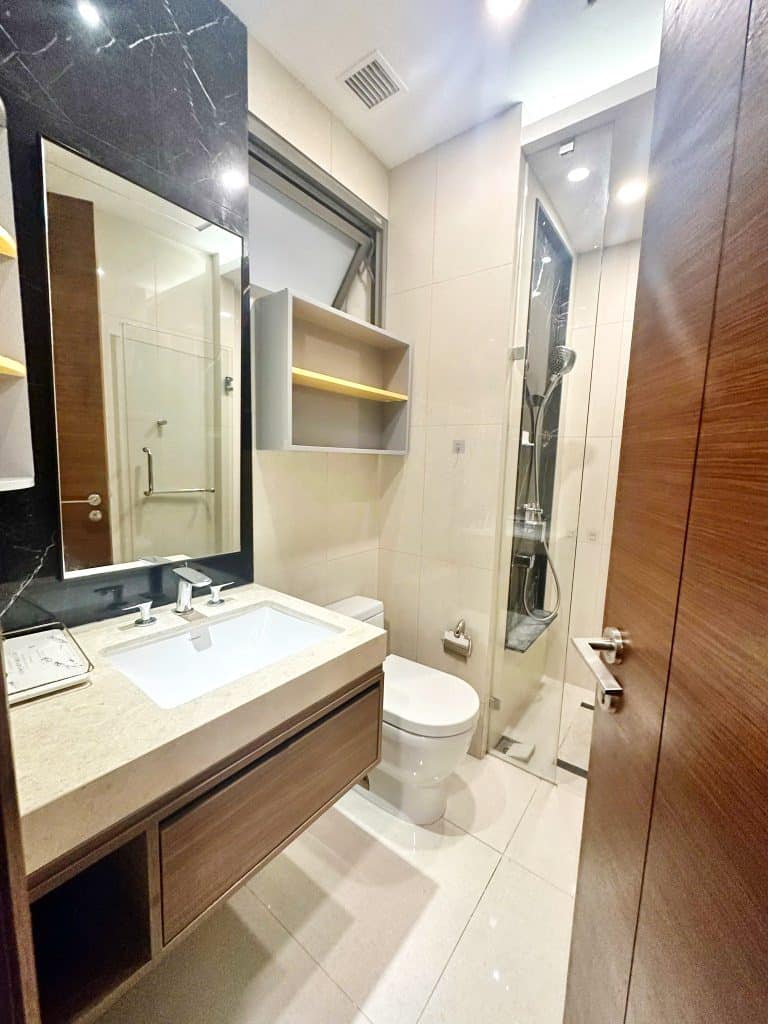 Căn hộ 3 phòng ngủ Q2 Thảo Điền cho thuê có nội thất lầu cao view sông