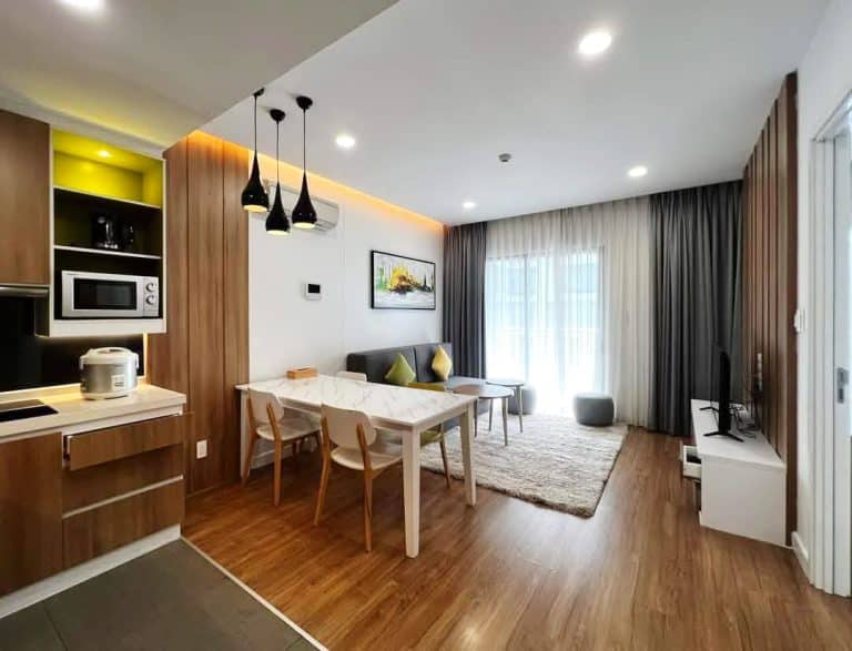 Cho thuê căn hộ Republic Plaza 1 phòng ngủ full nội thất cao cấp thoáng mát