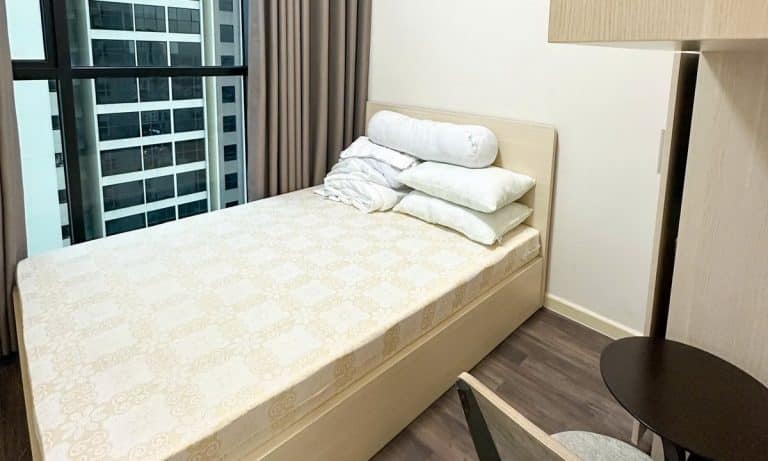 Căn hộ cho thuê The Ascent tầng cao nội thất đẹp 2 phòng ngủ view L81