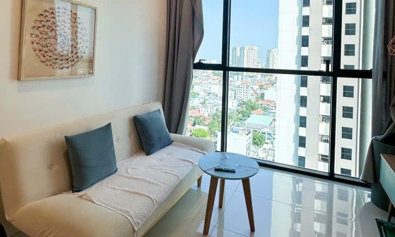 Cho thuê căn hộ The Ascent lầu cao nội thất đầy đủ 2 phòng ngủ view sông