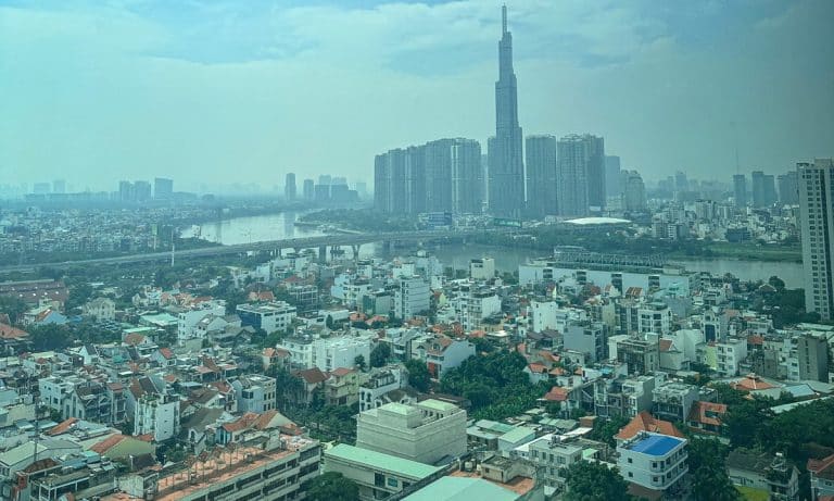 Căn hộ cho thuê The Ascent lầu cao đầy đủ nội thất 2 phòng ngủ view sông L81