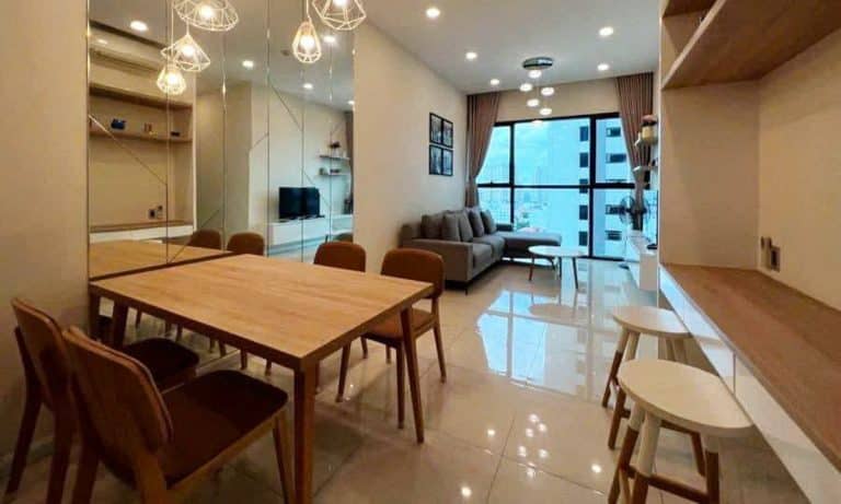 Cho thuê căn hộ The Ascent tầng cao nội thất đẹp 2 phòng ngủ view mát