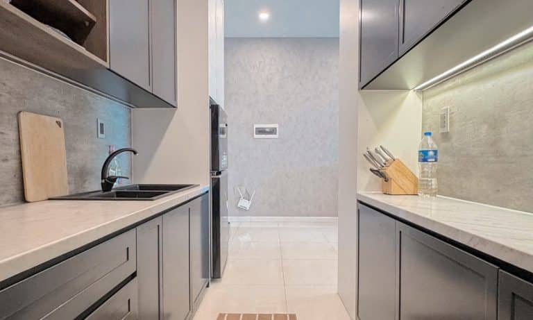 Căn hộ cho thuê The Ascent lầu cao đầy đủ nội thất 2 phòng ngủ view sông L81
