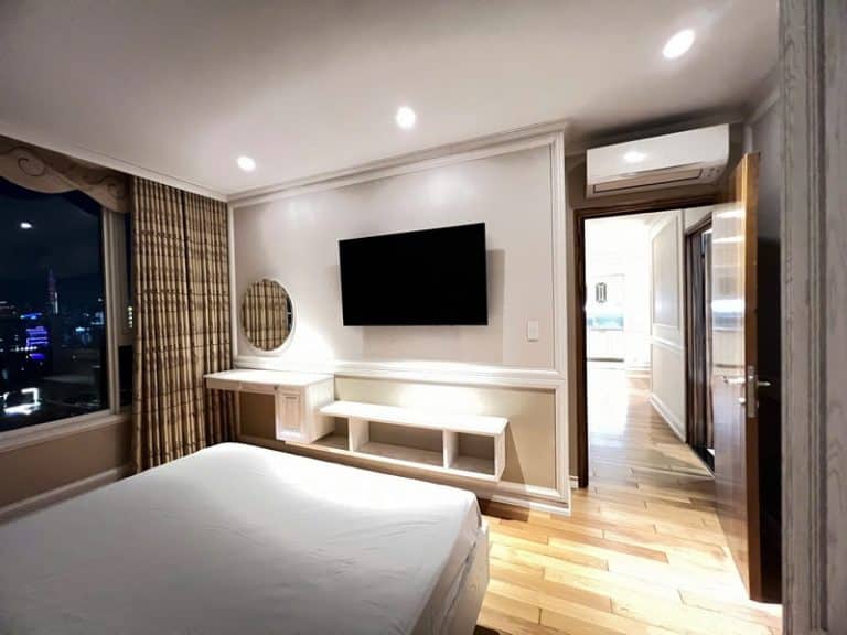 Căn hộ 2 phòng ngủ Leman Luxury Cho Thuê – Full nội thất, tầng 18